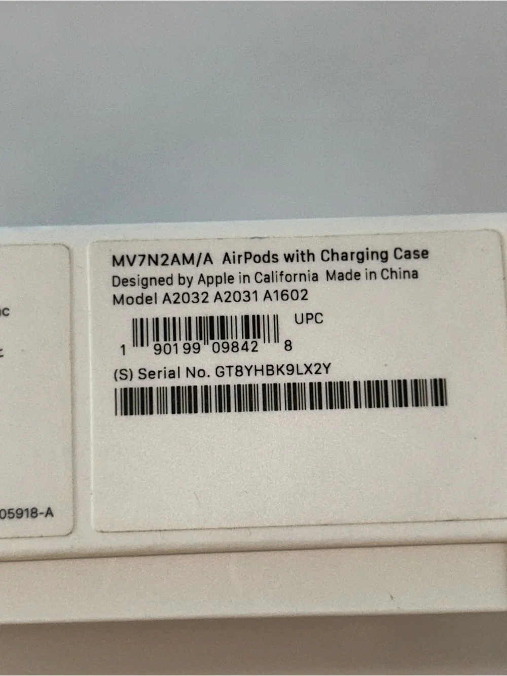 Apple AirPods 2nd Generation A2031 A2032 A1602 MV7N2AM/A w/ Case Boxed